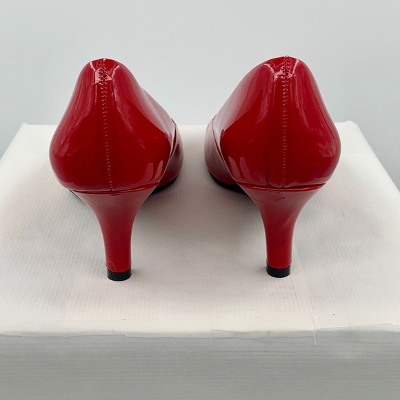 NWT Life Stride Parigi Women’s Red Patent Pumps Shoes - Picture 3 of 12